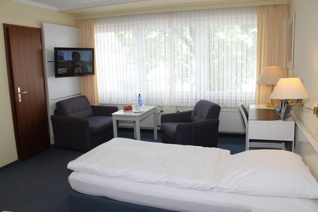 Hotel Wirth Meinerzhagen Room photo
